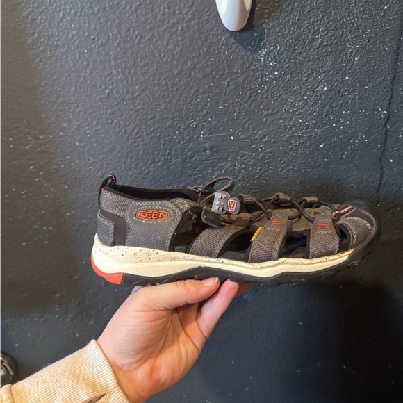 Kids Keen Grey Orange Newport Neo H2 Waterproof Sandals Size 5 - Picture 2 of 8